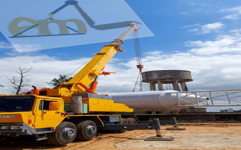 decharge-des-camions-plateaux-et-installe-une-centrale-a-beton